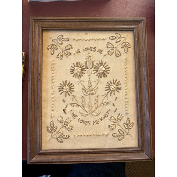 VTG Candlewick Embroidery “He Loves Me He Loves Me Not” Sampler Framed Art - Picture 2 of 8